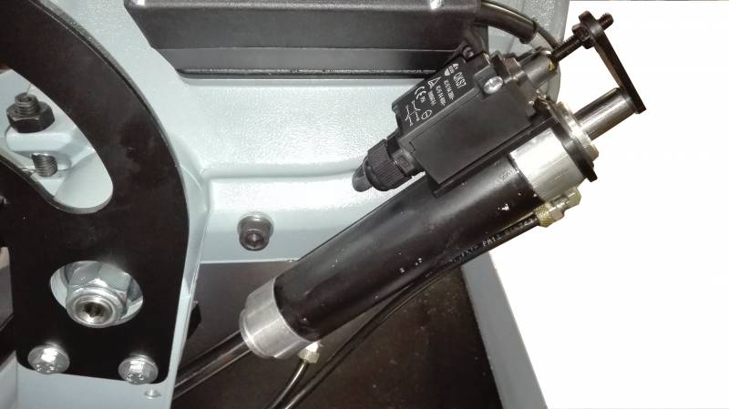 Femi 2200 DA XL "Vom Spezialist für Metallsägen"