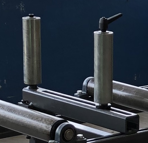 Einstellbare Vertikalrolle X-450 230 mm