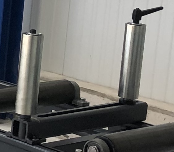 Einstellbare Vertikalrolle X-450 330 mm