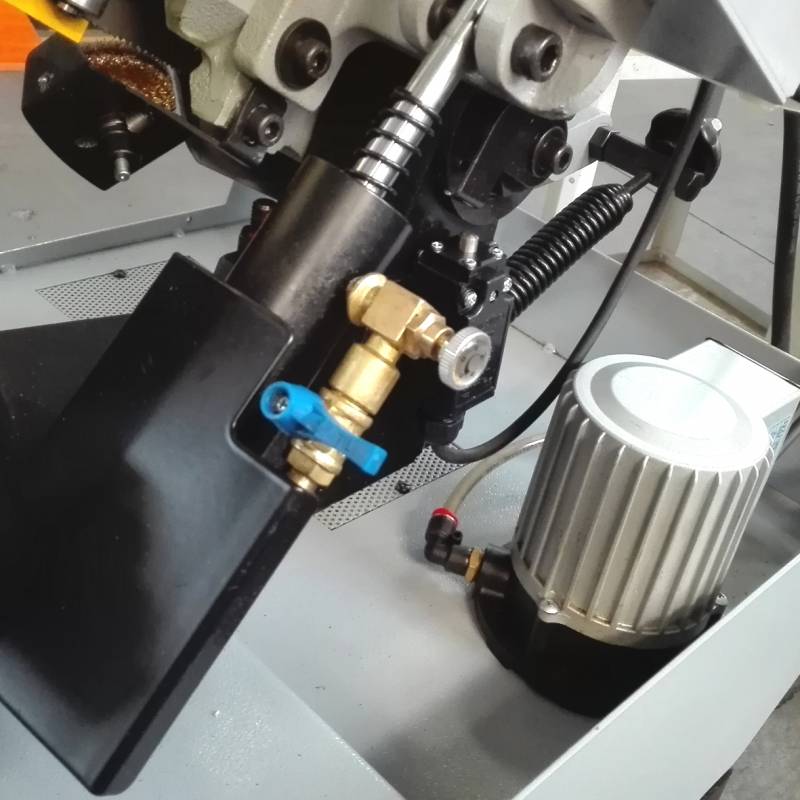 Femi N251 DA XL 400V "Vom Spezialist für Metallsägen"